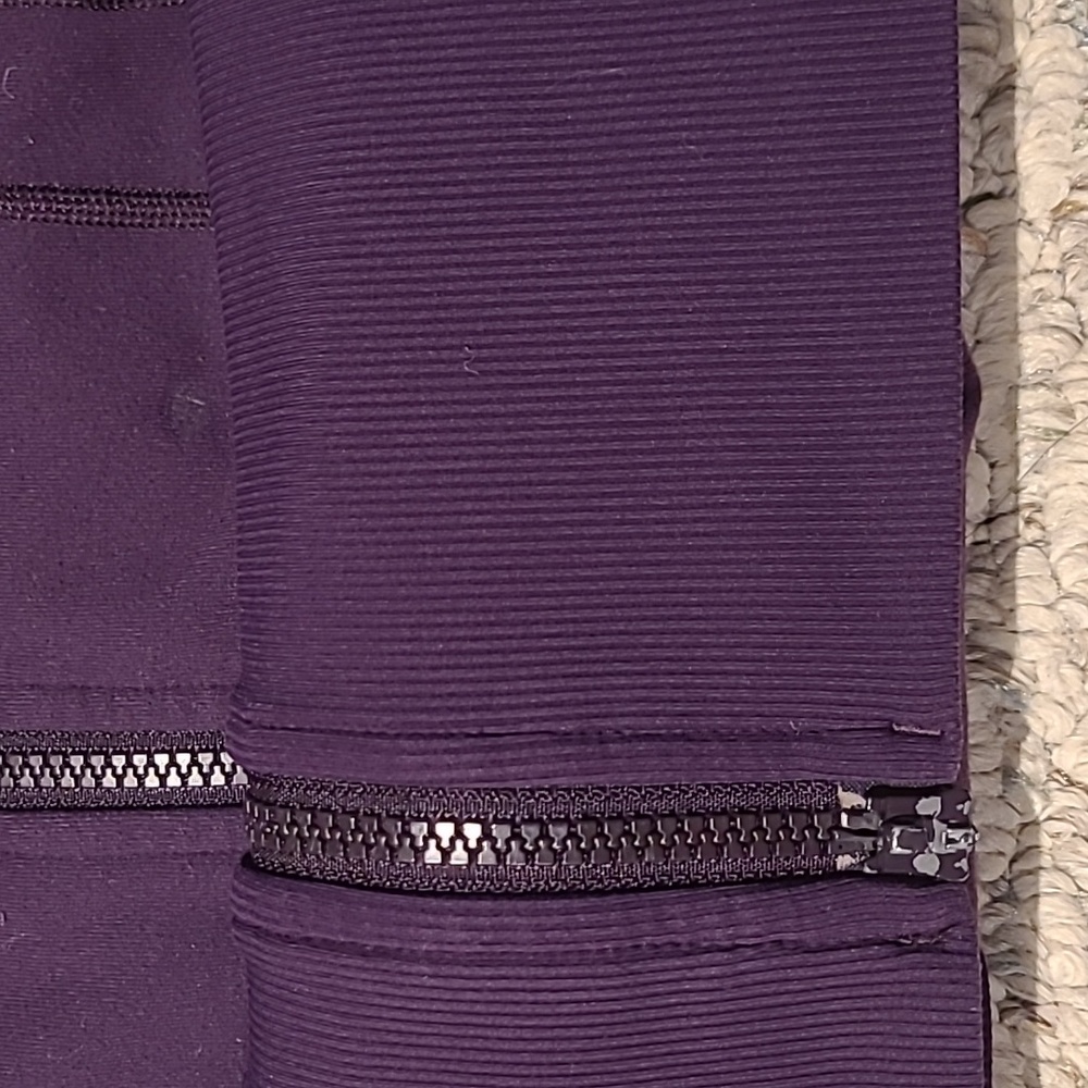 Lululemon Daily Practice Jacket - Picture 5 of 5